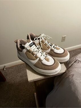 Casual Two-Tone White and Beige Chunky Sneakers
